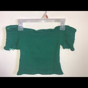 CROPPED GREEN OFF THE SHOULDERS TOP